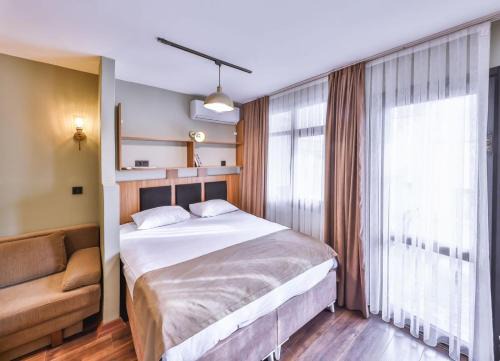 Galata Apartment | Peaceful Apartment Near Galata