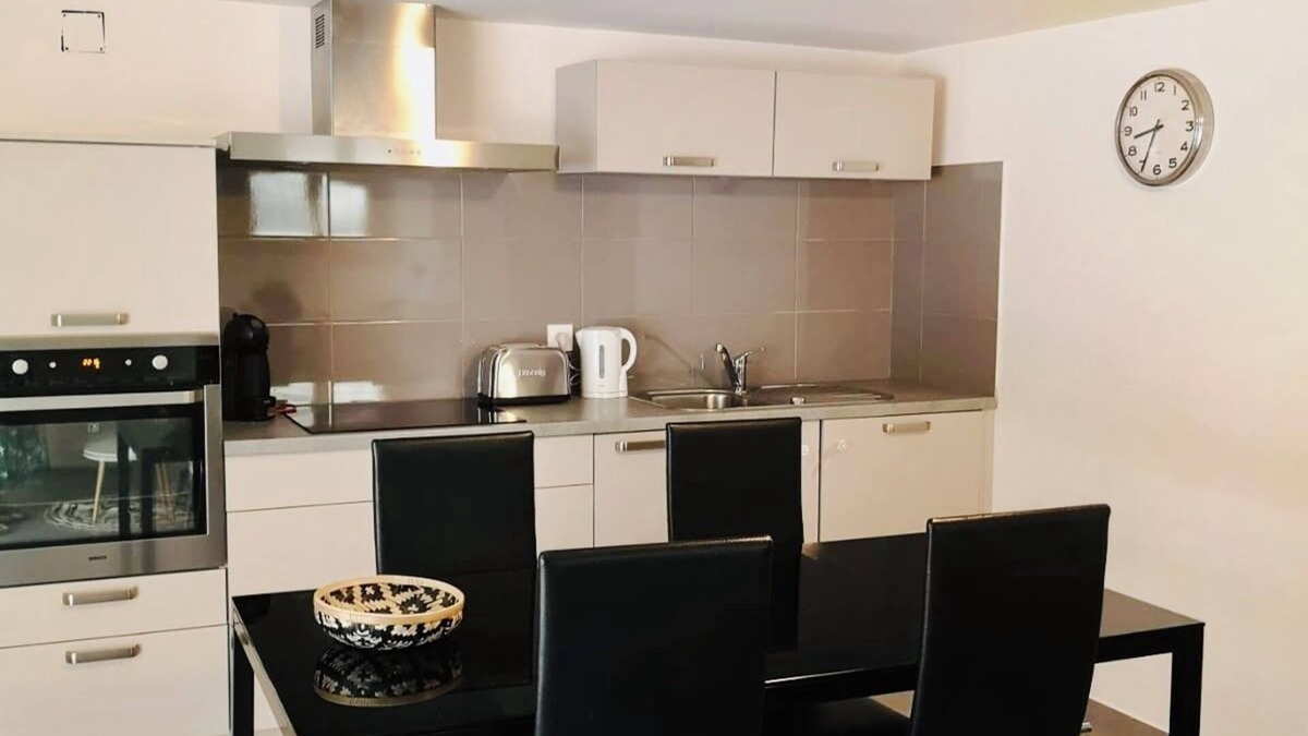 Salinelles Apartment | Peaceful apartment with private pool