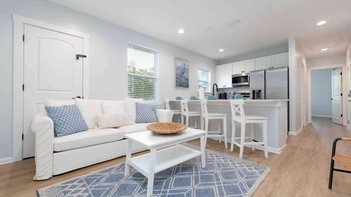 Neptune Beach Apartment | Peaceful coastal Condo - walk to the beach!