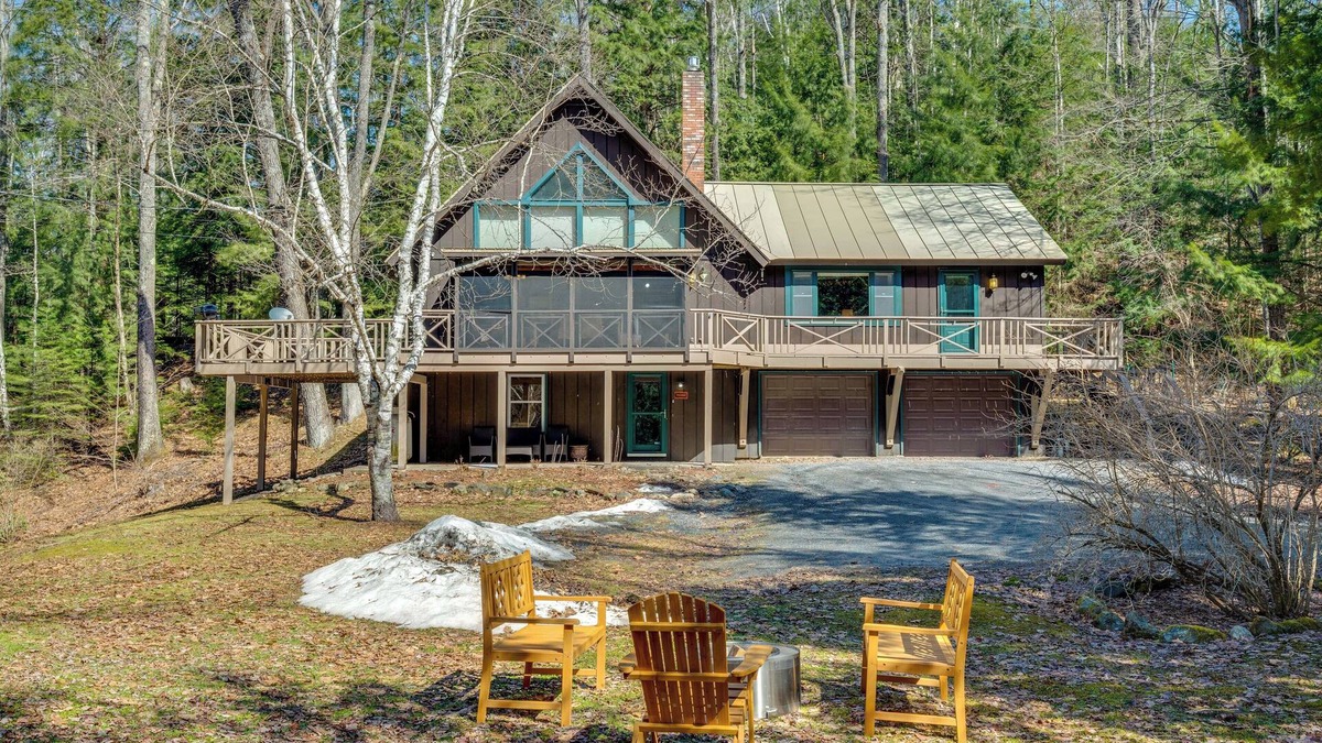 Woodsville Cottage | Peaceful Cottage w/Pond & Fire Pit in Haverhill