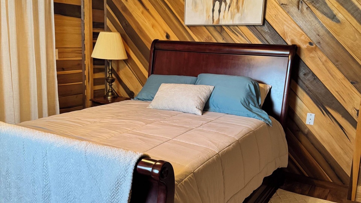 Lucedale Apartment | Peaceful Country Escape Near Lucedalen 2 BR 1Bath on Private Family Farm