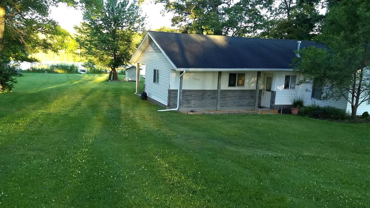 Syracuse House | Peaceful, easy feeling.: fishing, golf, wifi, quaint shops and diners