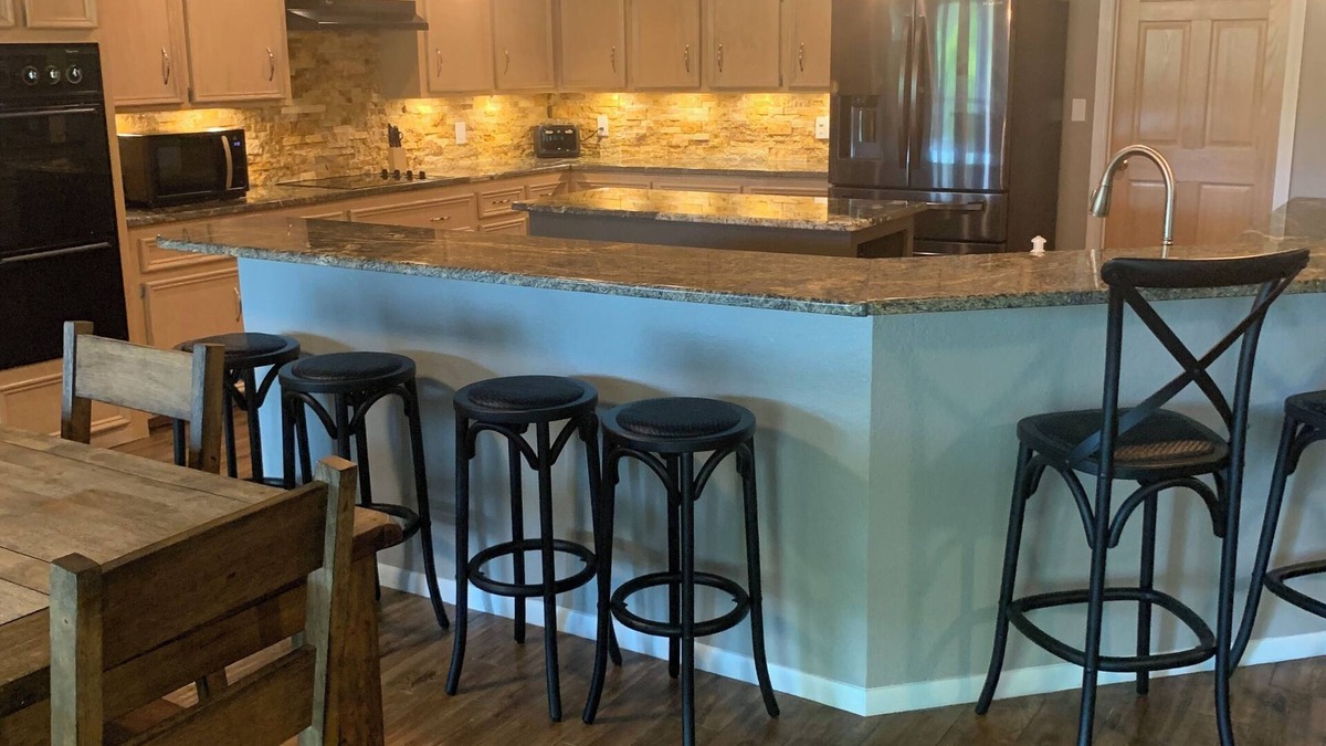 Seguin House | Peaceful Guadalupe Riverfront home minutes from Texas Lutheran & Downtown Seguin