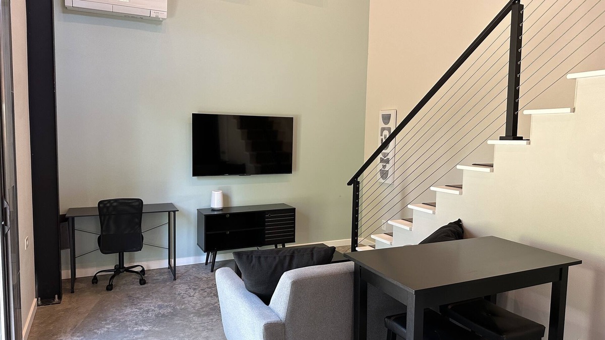 White Salmon House | Peaceful Guesthouse In Gorge Paradise