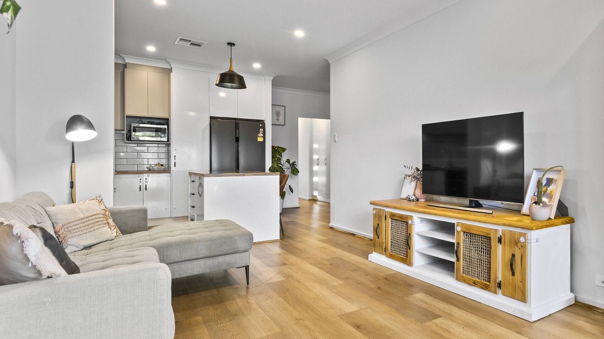 Largs North House | Peaceful Home in Largs North