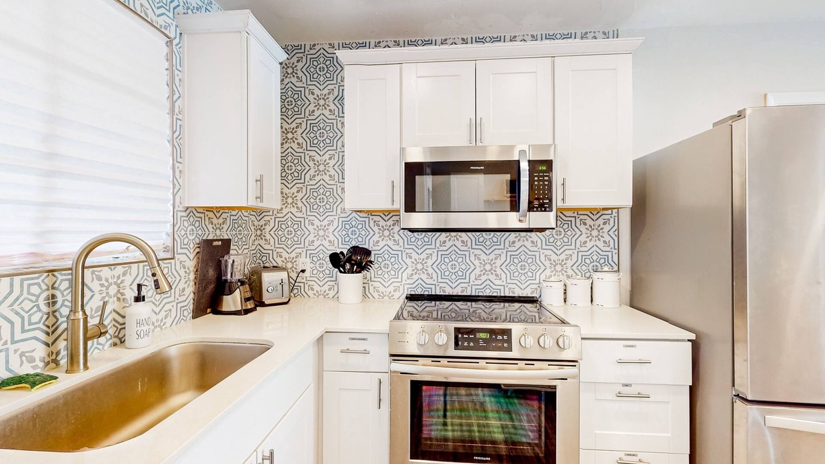 Midtown House | Peaceful home with yard, grill, home office/yoga studio, AC, & W/D