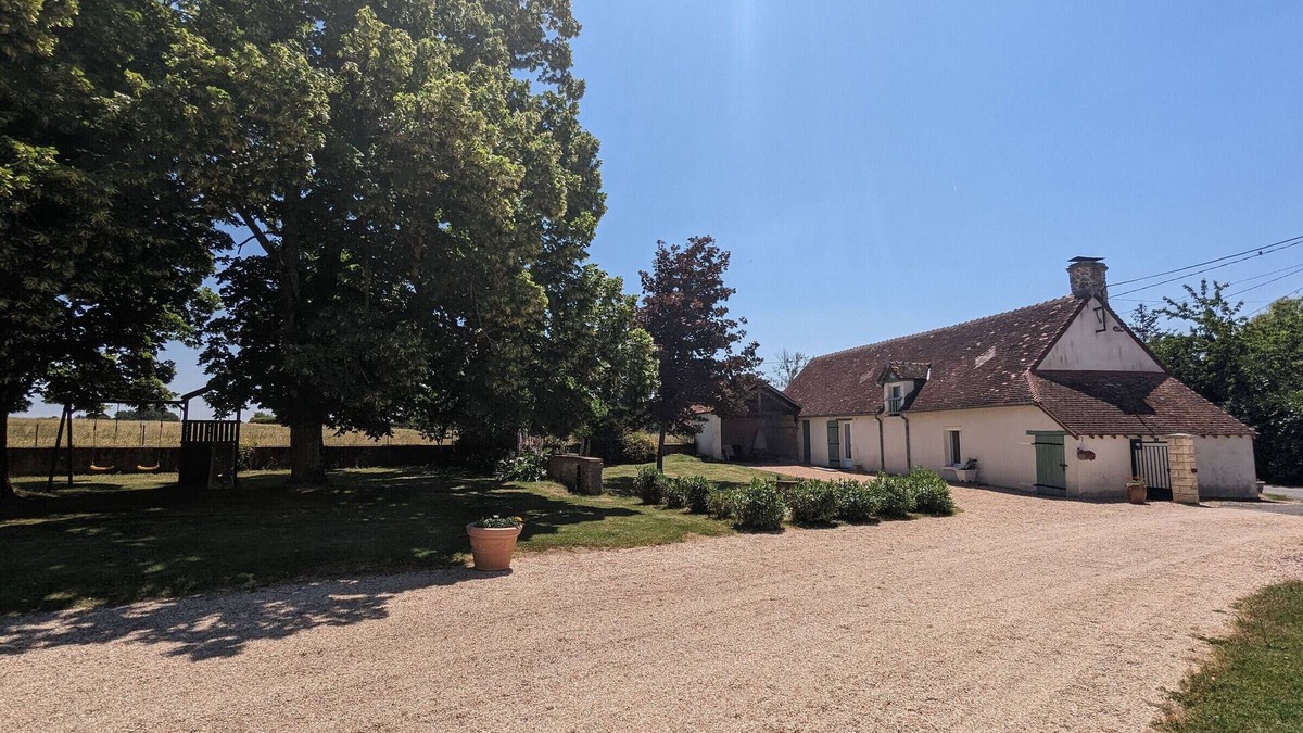 Sainte-Cecile Cottage | Peaceful lodging near Valençay and Beauval Zoo