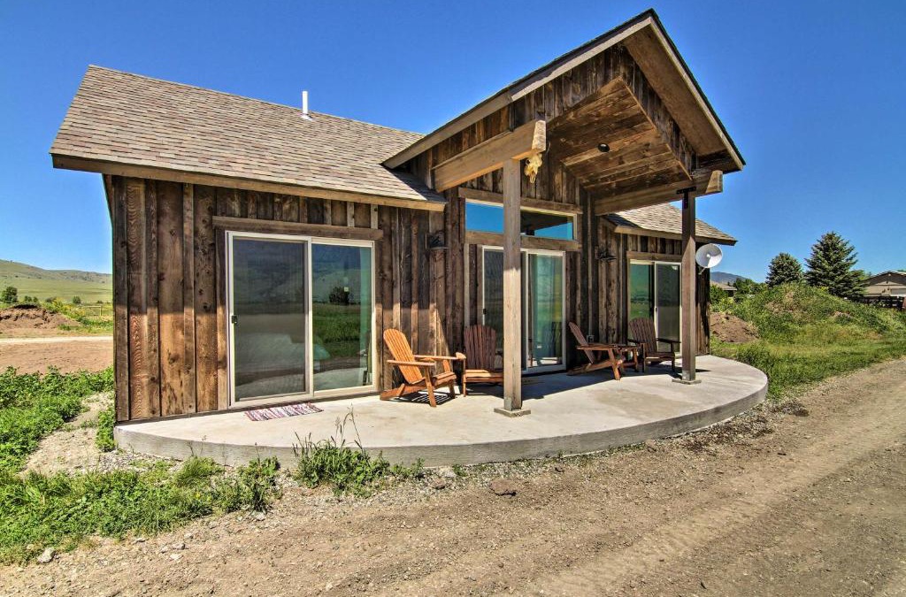 Livingston House | Peaceful Mtn Retreat about 43 Mi to Yellowstone!