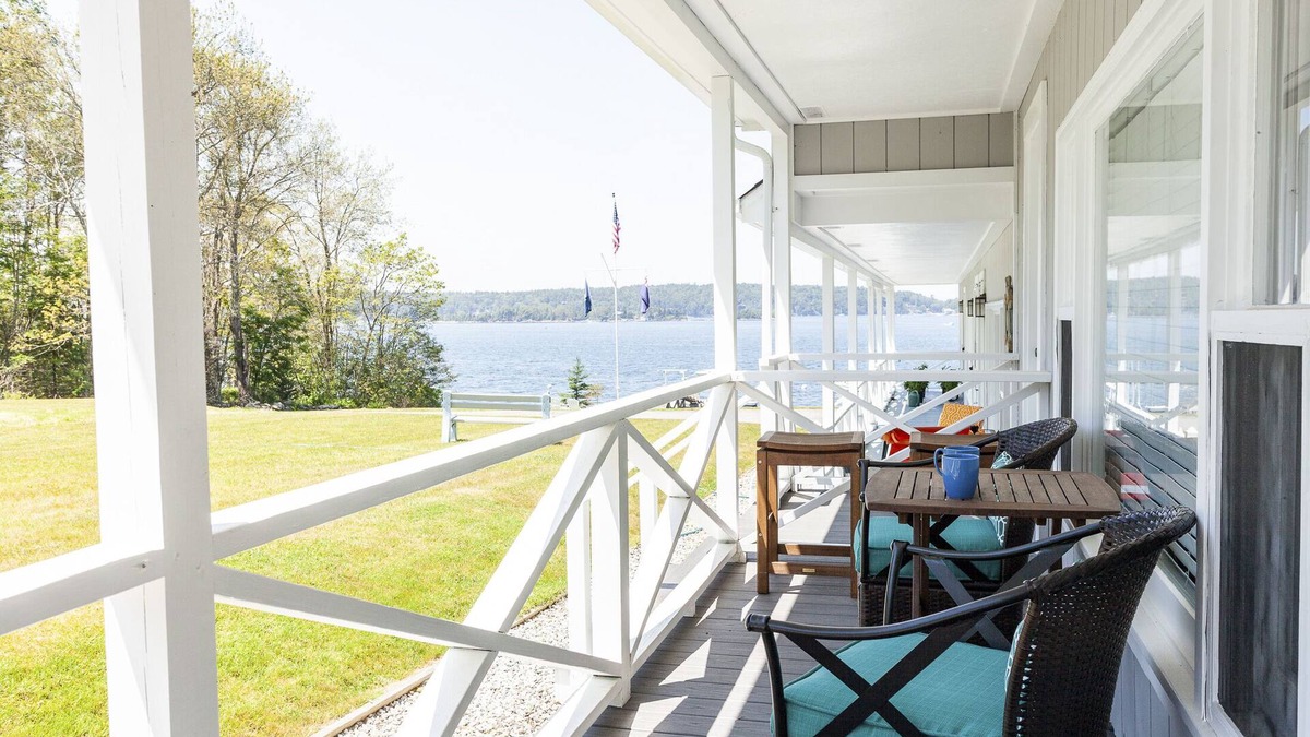 East Boothbay Condo | Peaceful! Oceanfront Sunsets With Beach And Dock