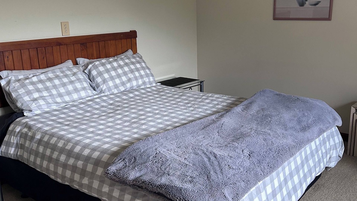 Omokoroa Bed & Breakfast | Peaceful Ōmokoroa Studio Unit — close to Omokoroa Golf Course