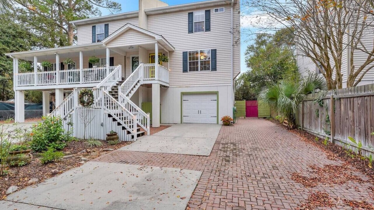 Tybee Island House | Peaceful Palms/Stylish/Tranquil 2 BD/2.5 BA Townhome
