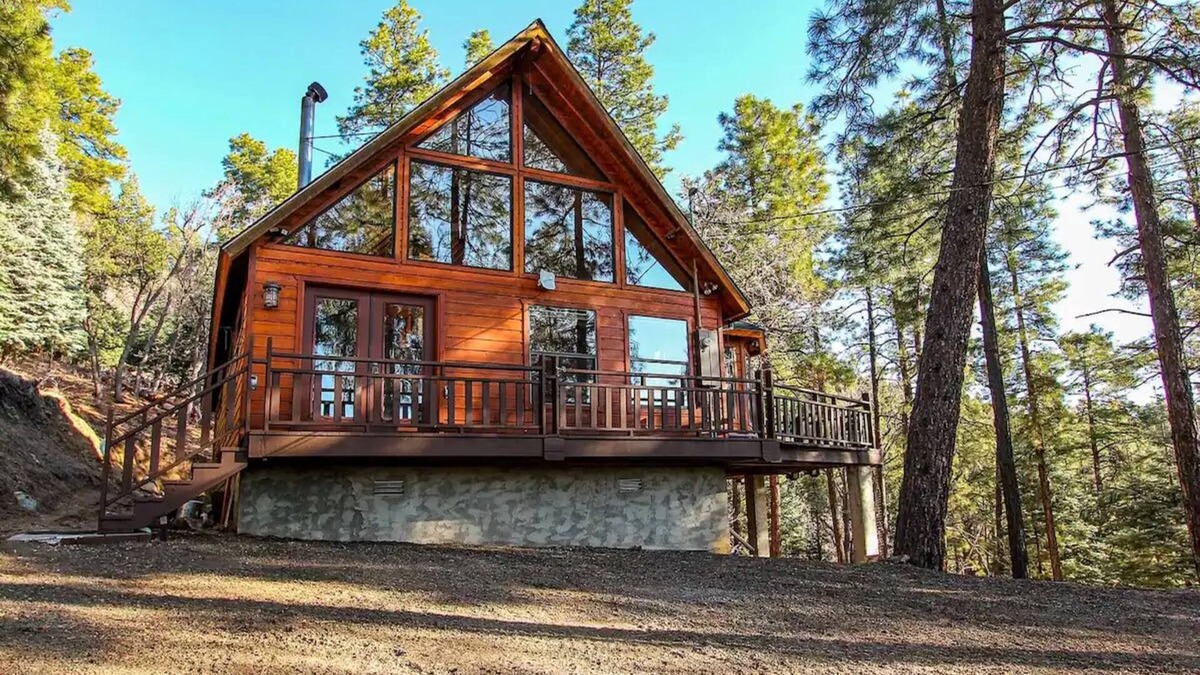 Prescott Cabin | Peaceful, picturesque, Cabin in the mountains !