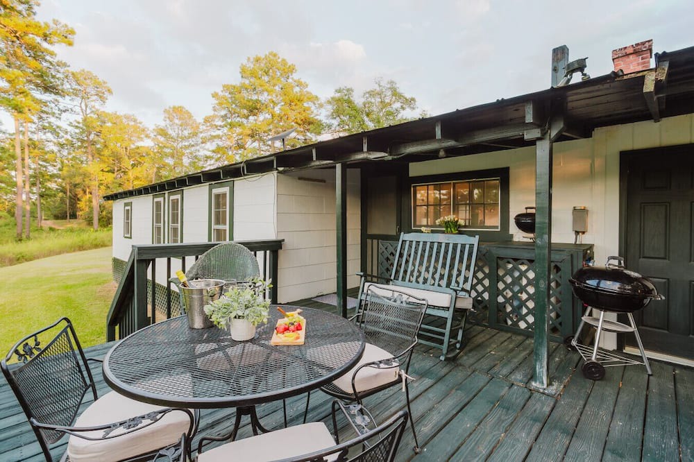 Fowlstown House | Peaceful Pines Cabin w/Deck & Wildlife Views
