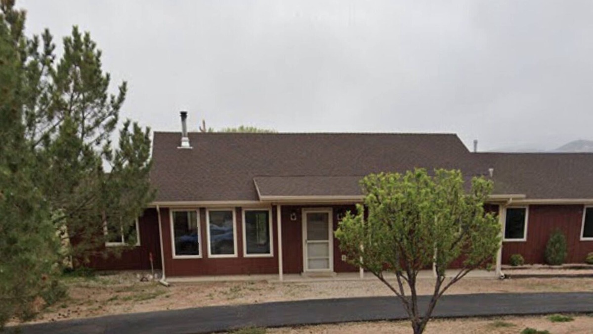New Harmony House | Peaceful Private Lux Sanctuary - en route to St. George, Zion, Bryce, Brianhead
