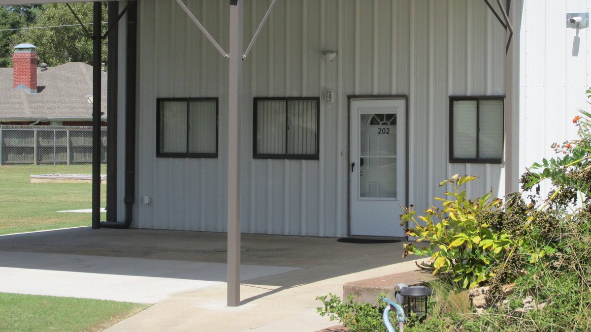 Quitman Apartment | Peaceful Retreat Apartment with carport in city limits