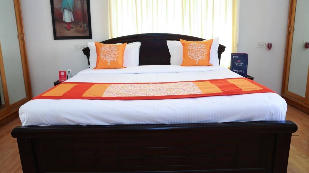 Tirupati Hotel | Peaceful Rooms Near Railway Station