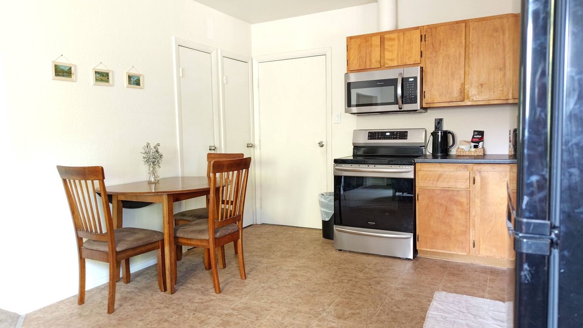 Arden-Arcade Apartment | Peaceful Studio with Easy Access to Downtown and Foothills
