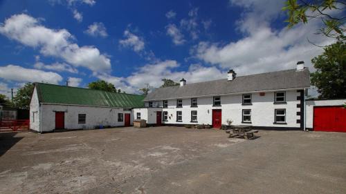 Murrintown Apartment | Peaceful tranquil Alpaca Farm