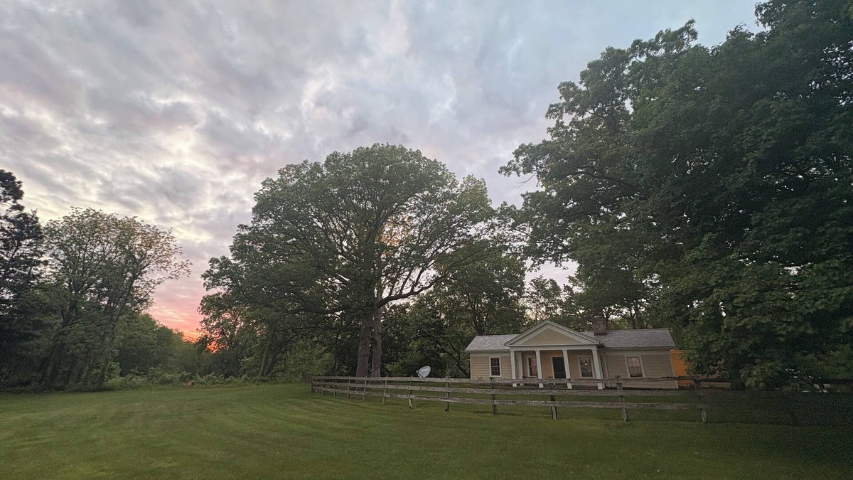 Fox Valley Cottage | Peaceful two bedroom cottage. Scenic and secluded but conveniently located.