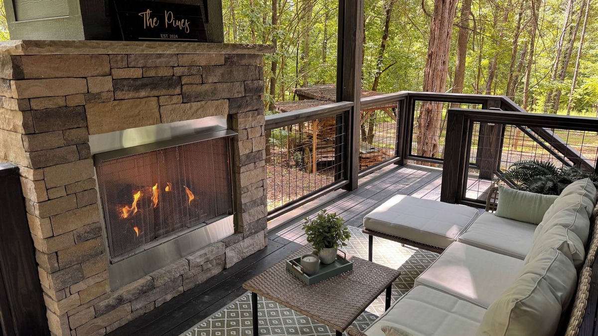 Rutherfordton House | Peaceful Vibe, Modern Cabin - 10 mins from Tryon International Equestrian Center
