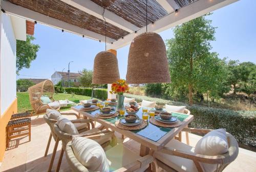 Sao Francisco da Serra Villa | Peaceful Villa by Melides w Pool, by TimeCooler