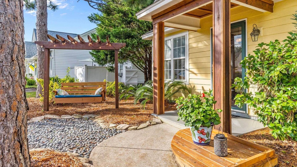 Myrtle Grove House | Peaceful Wilmington Home Near Beach & Downtown!