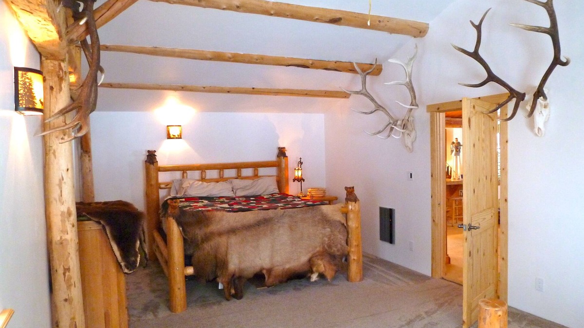 Swan Lake Cabin | Peacful and cozy cottage in the mountains