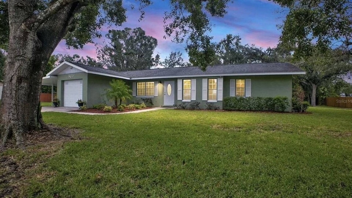 Arcadia House | Peach Paradise-Enjoy a cozy retreat in the country!