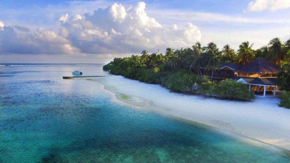 Huraa Hotel | Pearl Sands of Maldives