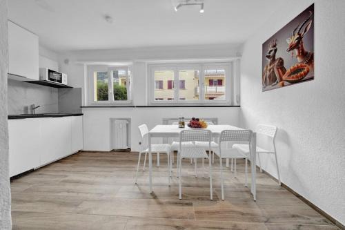 Pieterlen Apartment | PEARL06c Pearl Arbor Suites Room6C