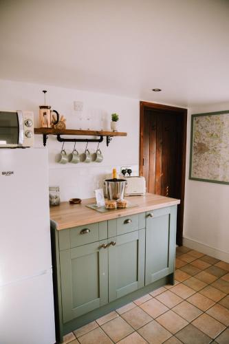Caister-on-Sea House | Pebbles Cottage