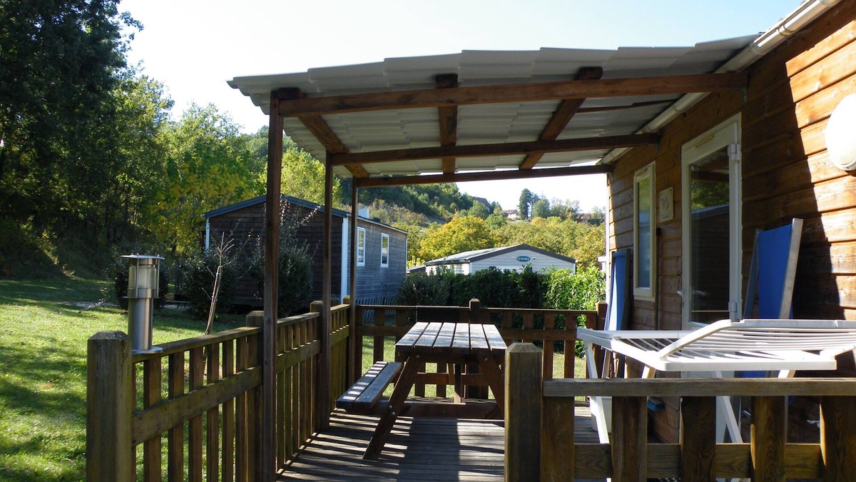 Le Buisson-de-Cadouin Cottage | Pecan nuts - Mobil home Wood Martin Fisherman