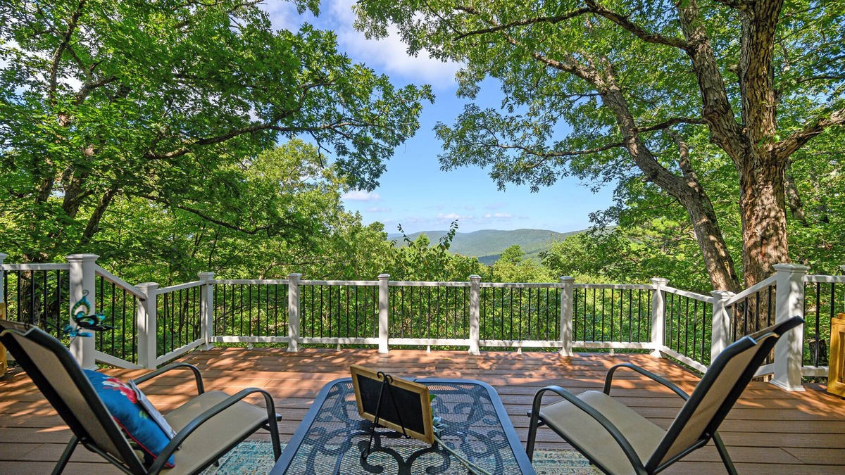 Smithville Cabin | Peckerwood Knob Sunset Cabin; Mountaintop seclusion in SE Oklahoma; Great View