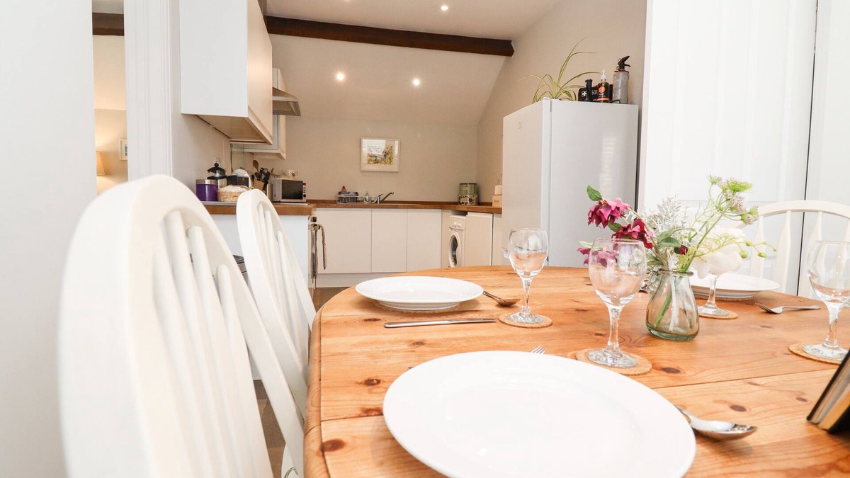 Moreton-in-Marsh Cottage | Peewit Barn