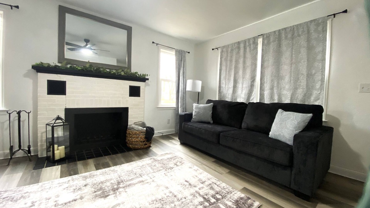 Pekin House | Pekin Cottage
