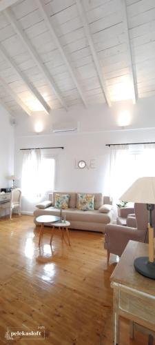 Pelekas Apartment | Pelekas loft