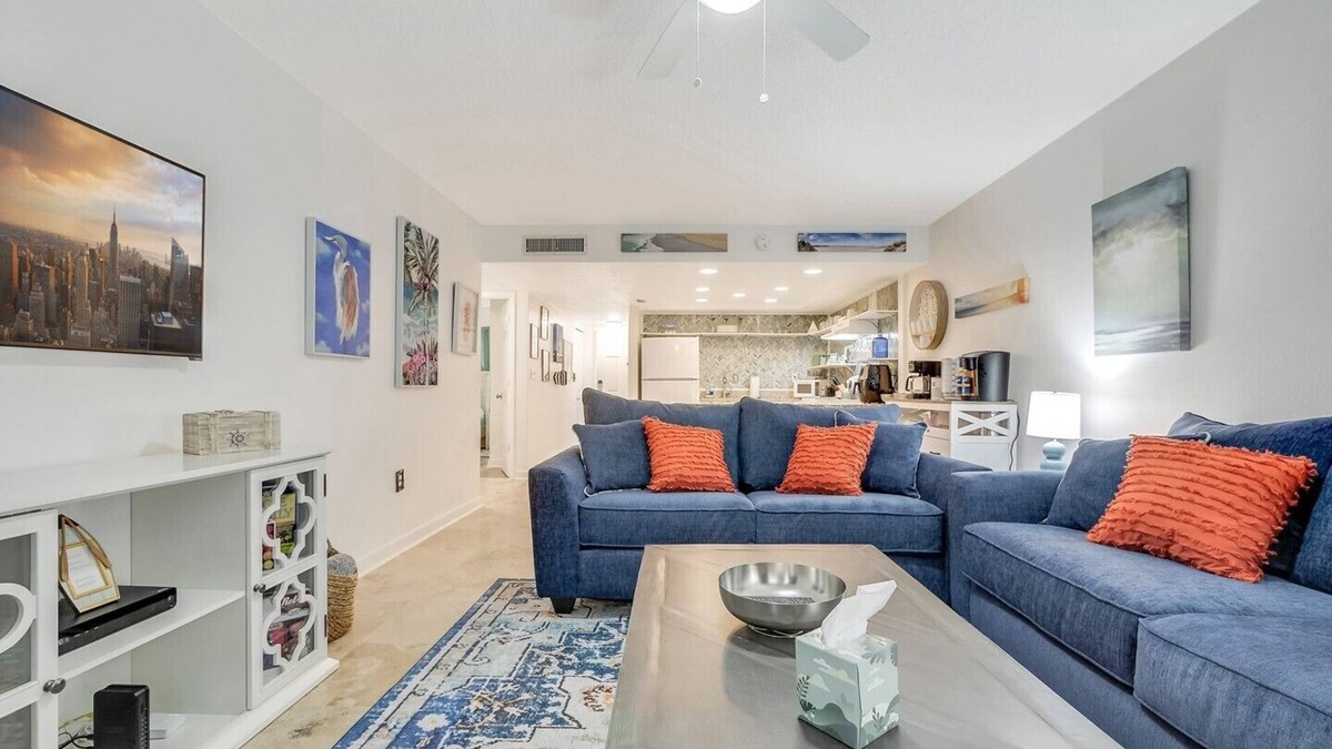 Crescent Beach Condo | Pelican Inlet E131 - The Beach Pad