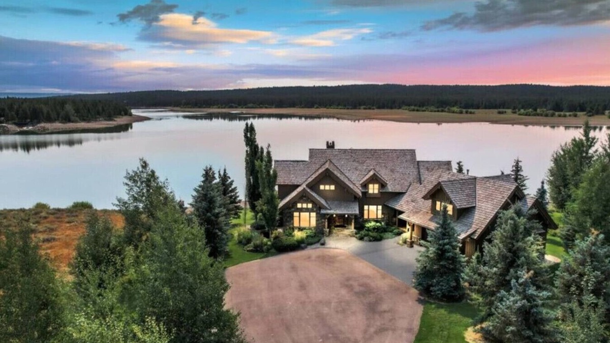 Island Park Cabin | Pelican Point | Private Beach, Dock & Views | 35 mins to YNP