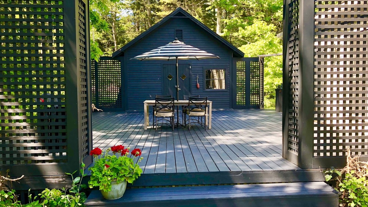 Pemaquid Cottage | Pemaquid Harbor renovated Victorian 3B/2B-Tennis Court-Pets-Golf & Beach nearby