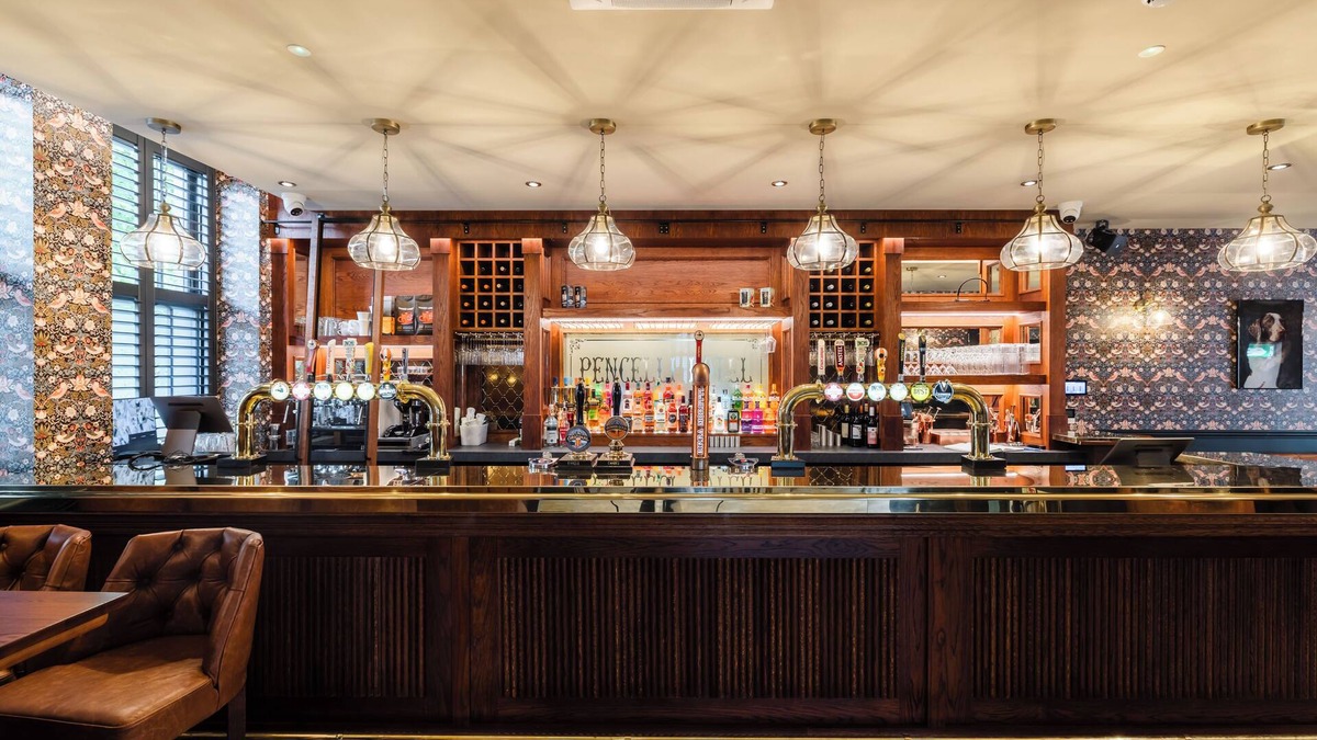 Treorchy Hotel | Pencelli Hotel