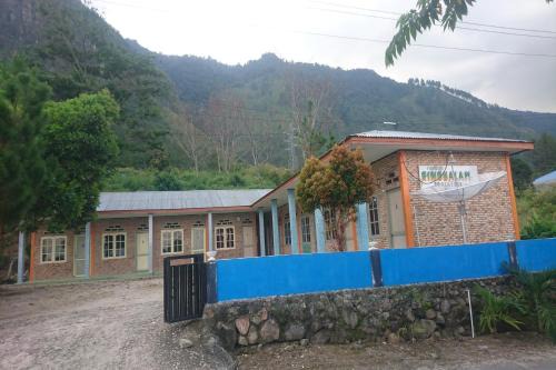 Silahi Sabungan House | Penginapan Rindu Alam Soala Gogo