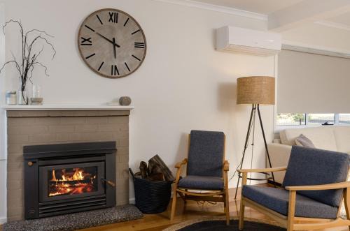 Penguin House | Penguin Beach House