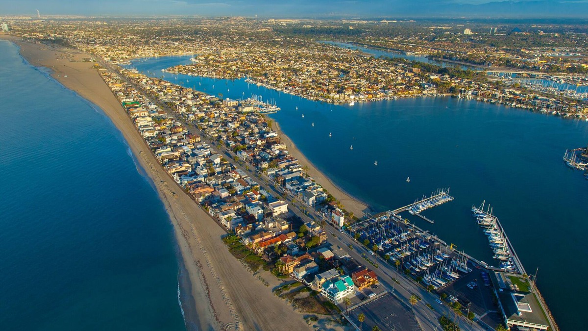 Peninsula Apartment | Peninsula Hideaway Apartment Alamitos Bay