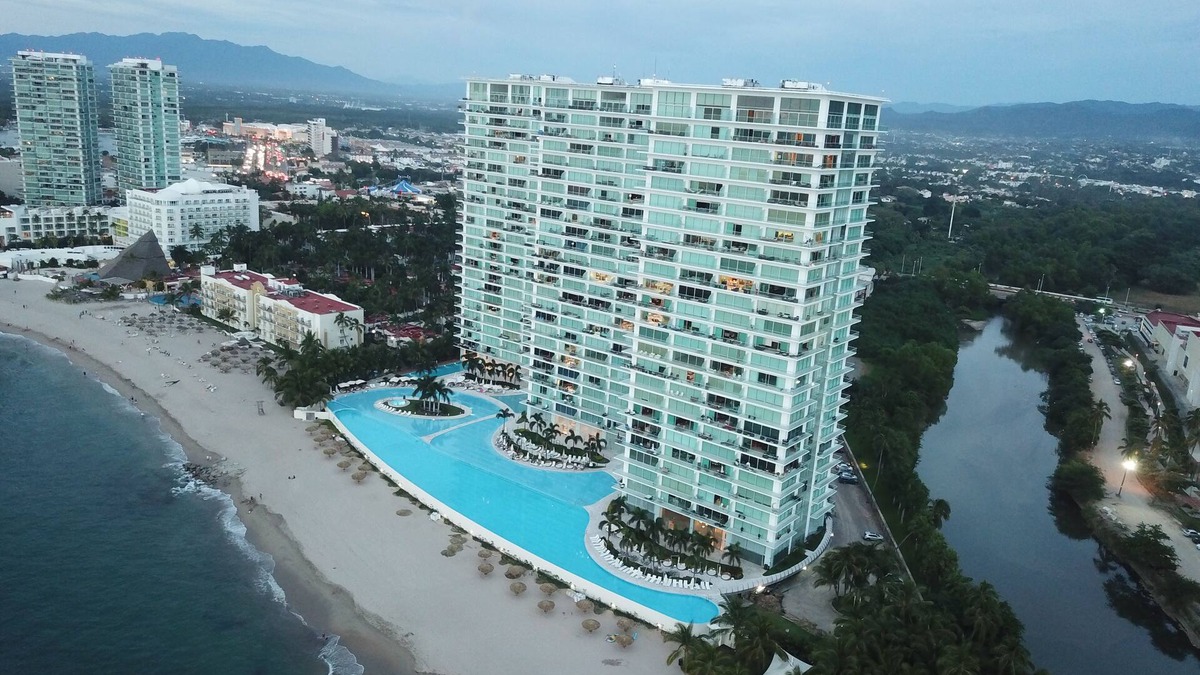 North Hotel Zone Condo | Peninsula - Puerto Vallarta - Luxury-Oceanfront - Spectacular 19th Floor View