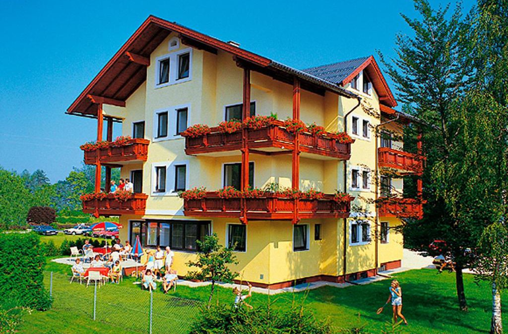 Klopein House | Pension Christiane