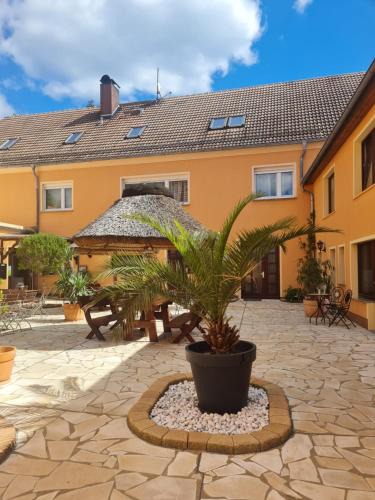 Rothenburg/O.L. House | Pension Cubana