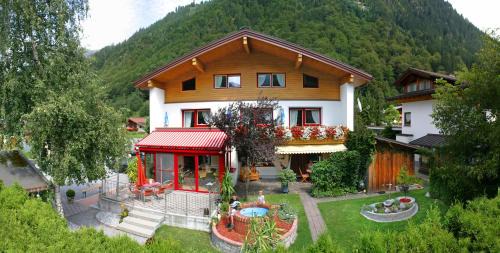 Gortipohl House | Pension Rudigier Appartements