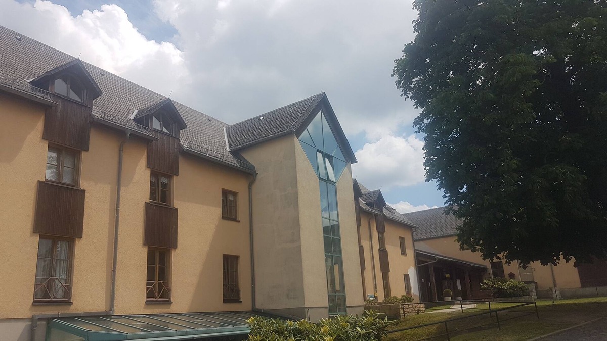 Lichtenberg House | Pension Teichblick - with us you will find peace