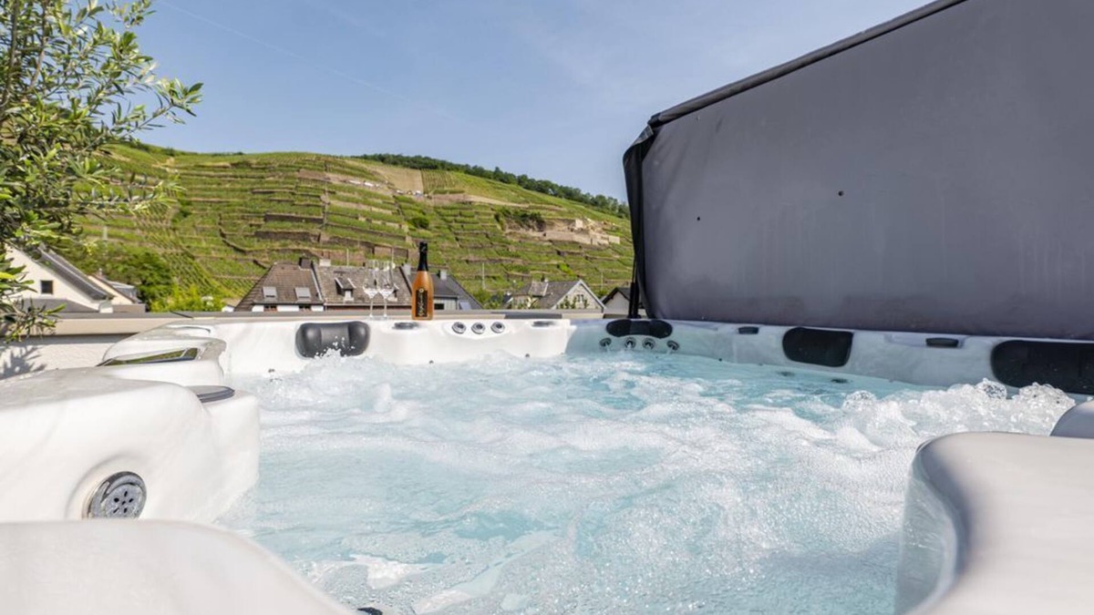 Ahrweiler Apartment | Penthouse Kräuterberg - Kriechel's Terroir