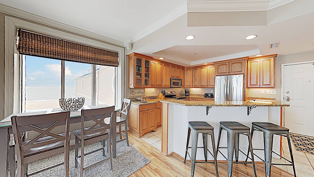 Ocean City House | PENTHOUSE 8th Floor- Boardwalk, Pool, Sundeck